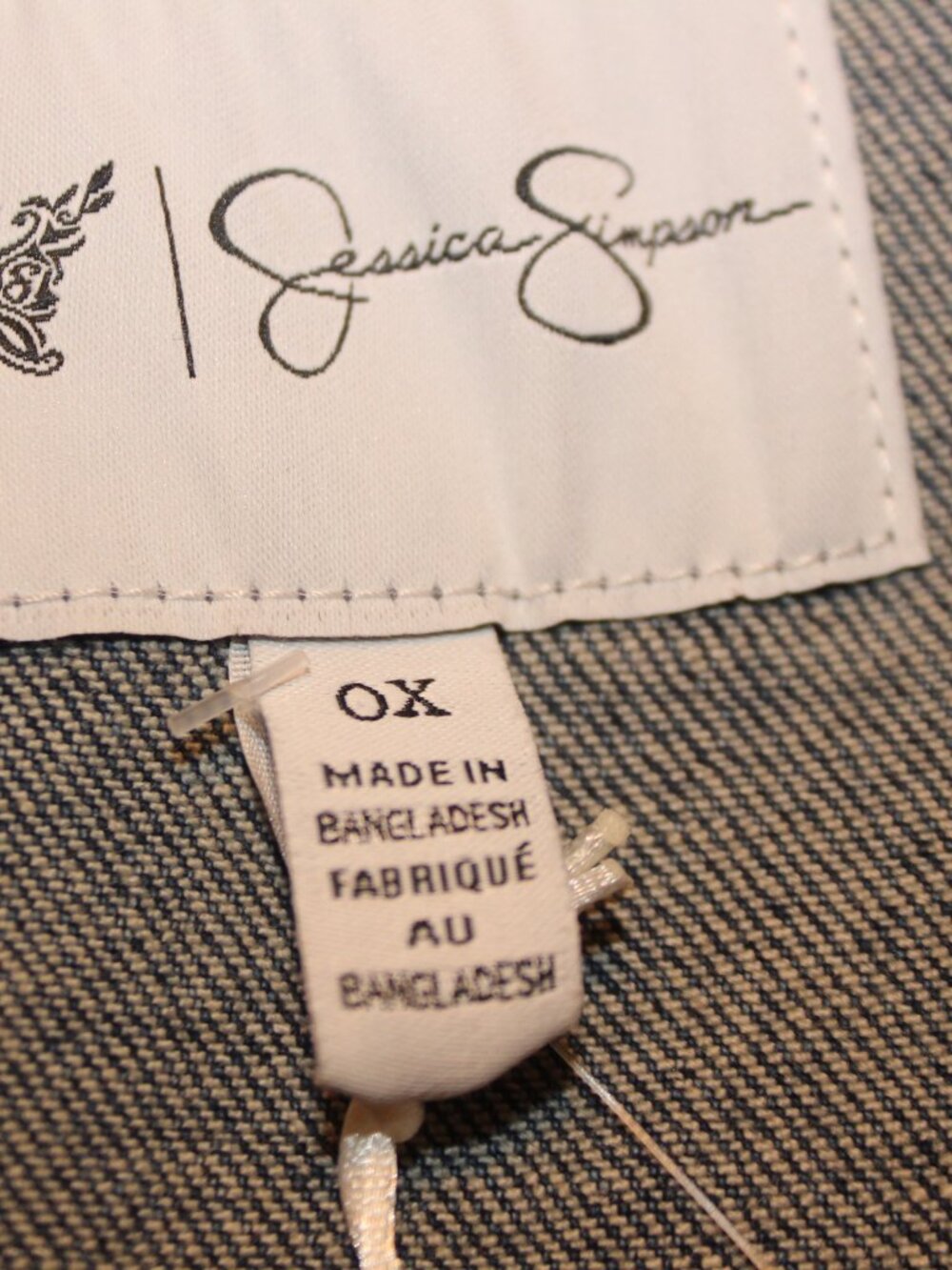 Jessica Simpson Plus Size 0X Denim Vest Medium Wash NWT - Picture 8 of 8